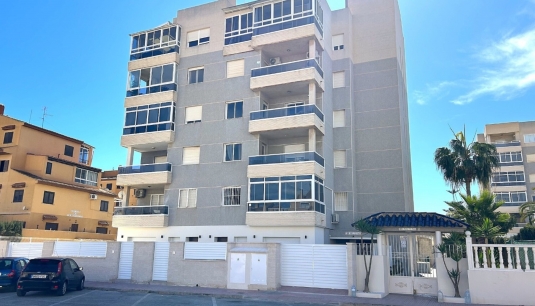Alakerran asunto - Uudet asunnot - Torrevieja -
                Torrevieja