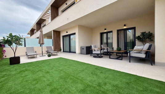 Apartamento/Piso - Reventa - Torrevieja -
                Acequion