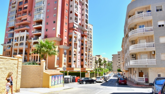 Apartment/Flat - Resale - Torrevieja -
                Habaneras