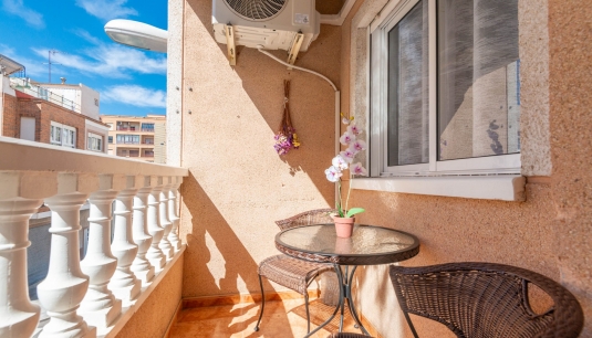Apartment - Revente - Torrevieja -
                Centro