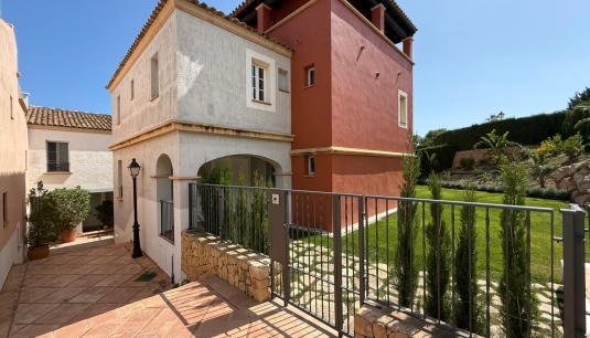 Casa adosada - Nueva construcción  - Golf Badia -
                Golf Badia