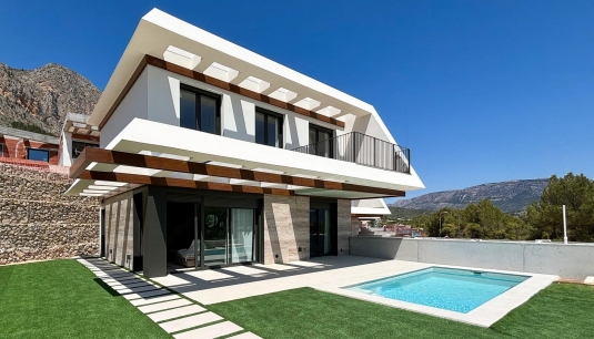 Casa independiente - Nueva construcción  - Polop -
                Polop