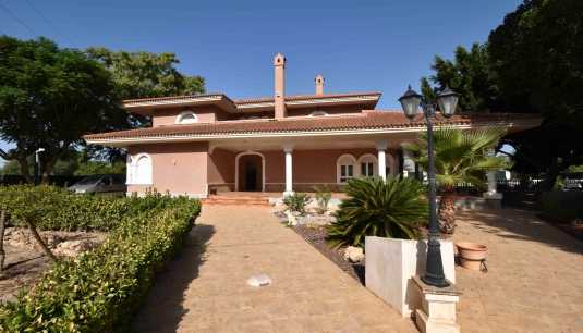 Huvila - Jälleenmyynti - Redovan - HT-0585 Villa en Callosa del Segura
