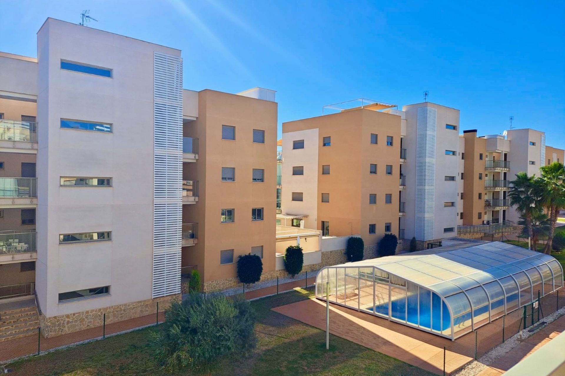 Jälleenmyynti - Apartment -
Orihuela Costa - Villamartín