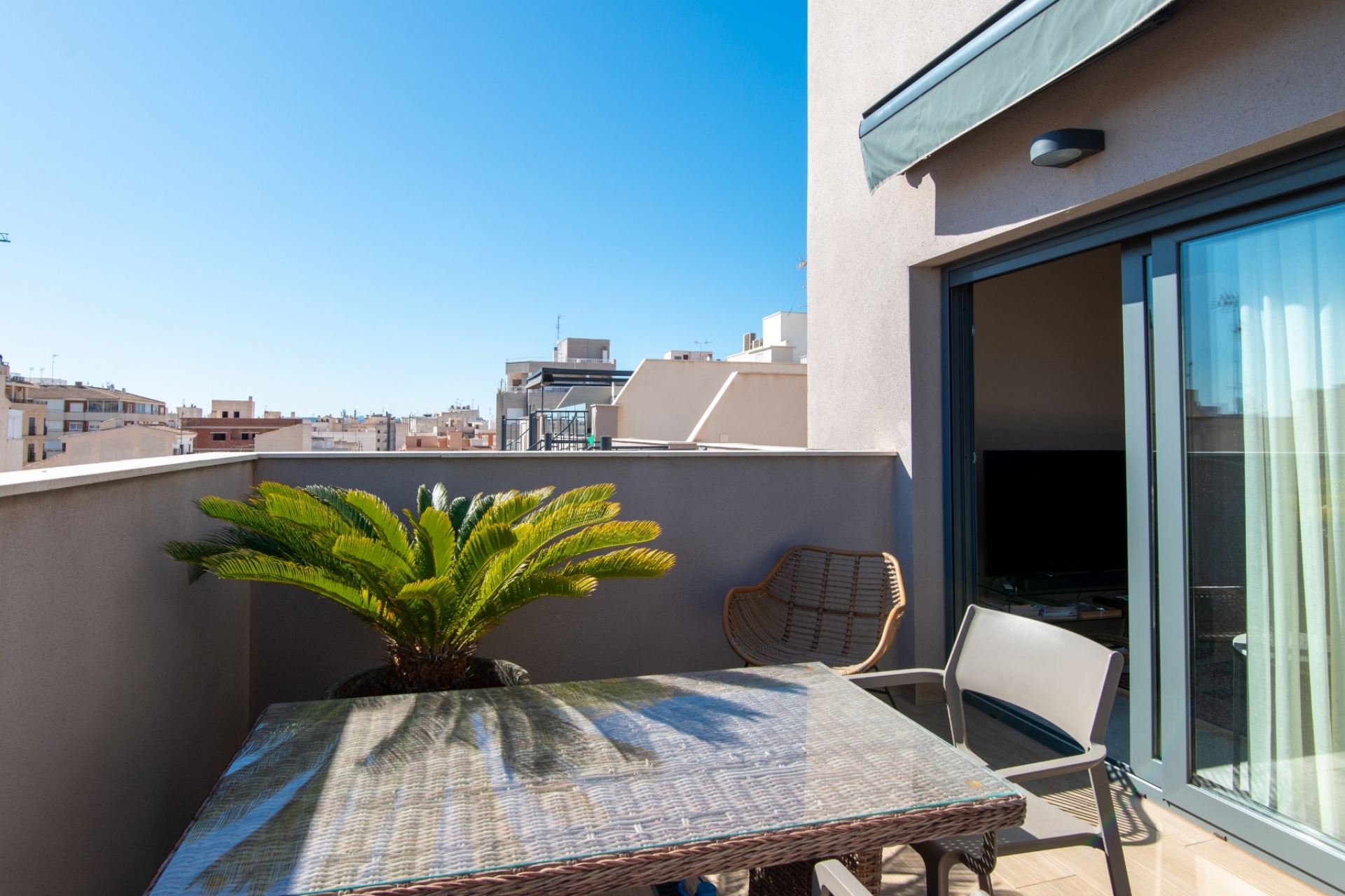 Jälleenmyynti - Apartment -
Torrevieja - Centro