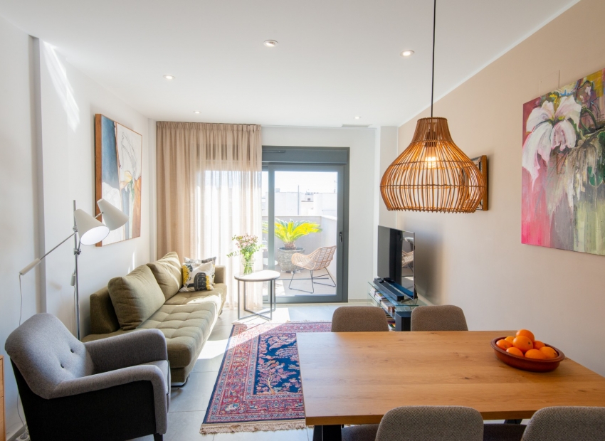 Jälleenmyynti - Apartment -
Torrevieja - Centro