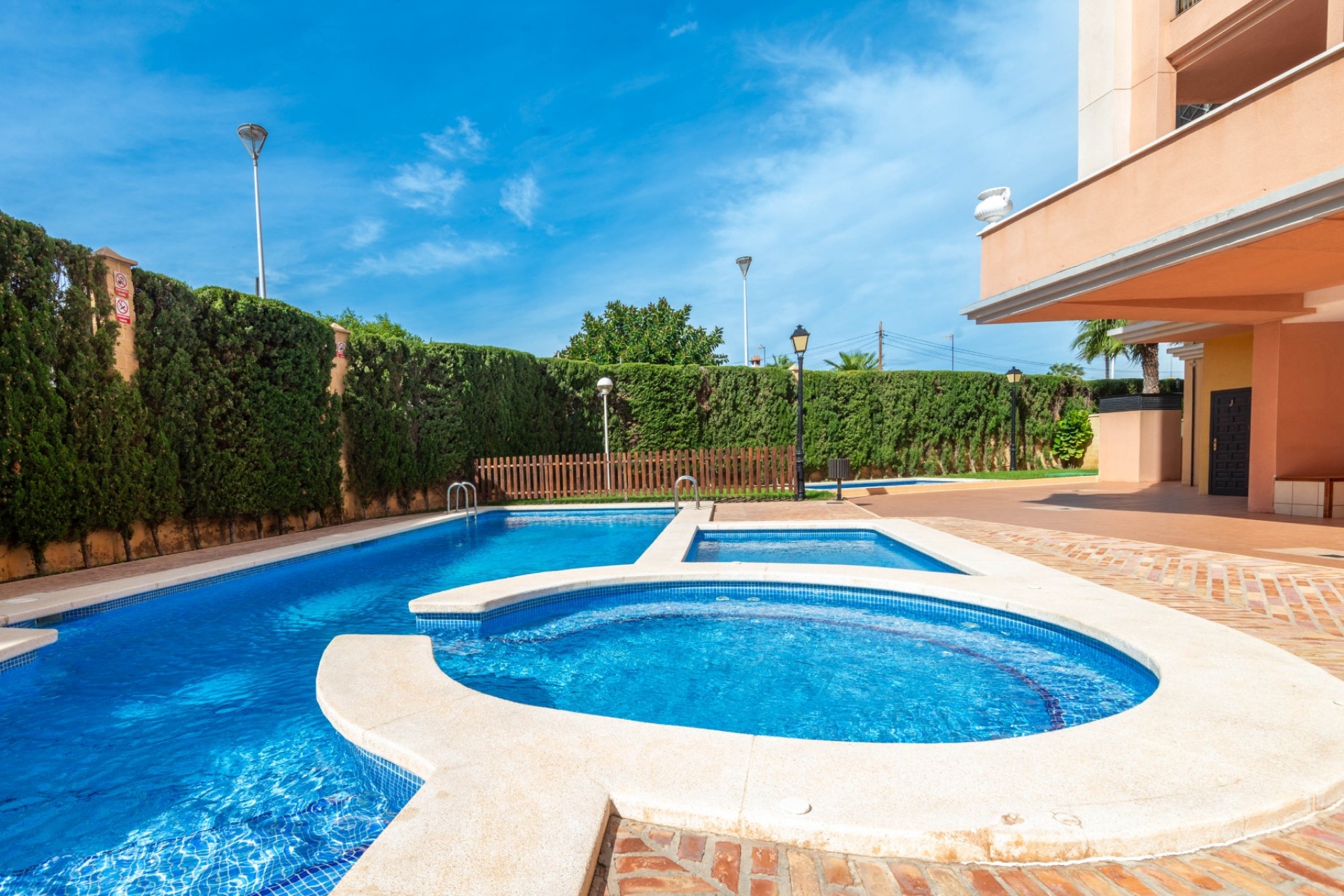 Jälleenmyynti - Apartment -
Torrevieja - Playa de los Locos