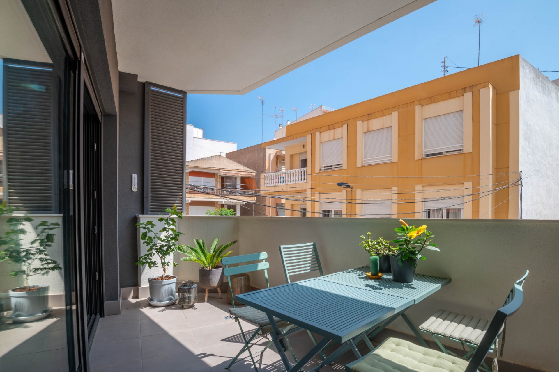 Jälleenmyynti - Apartment -
Torrevieja - Playa del Cura