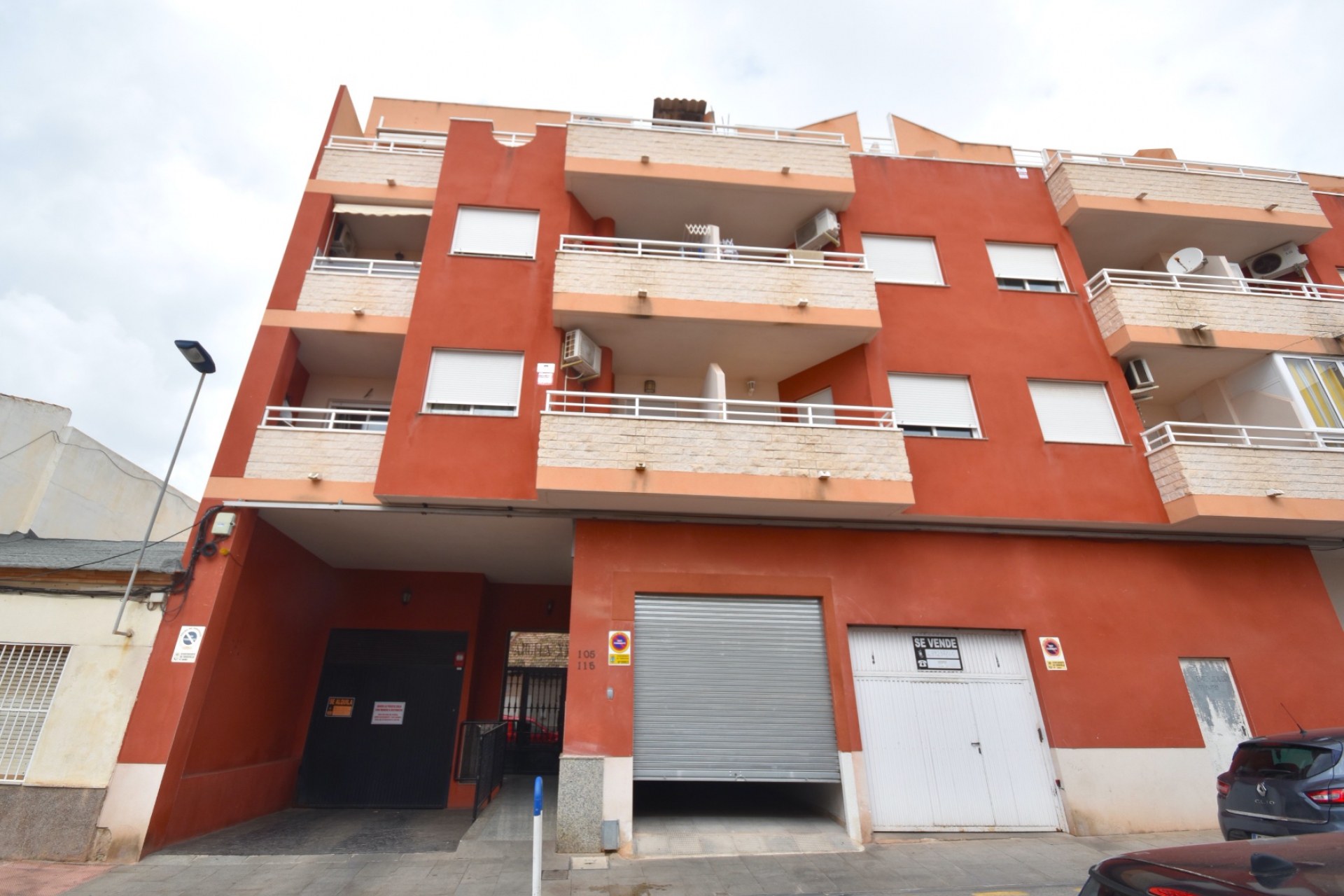 Jälleenmyynti - Kattohuoneisto -
Torrevieja - Center Torrevieja