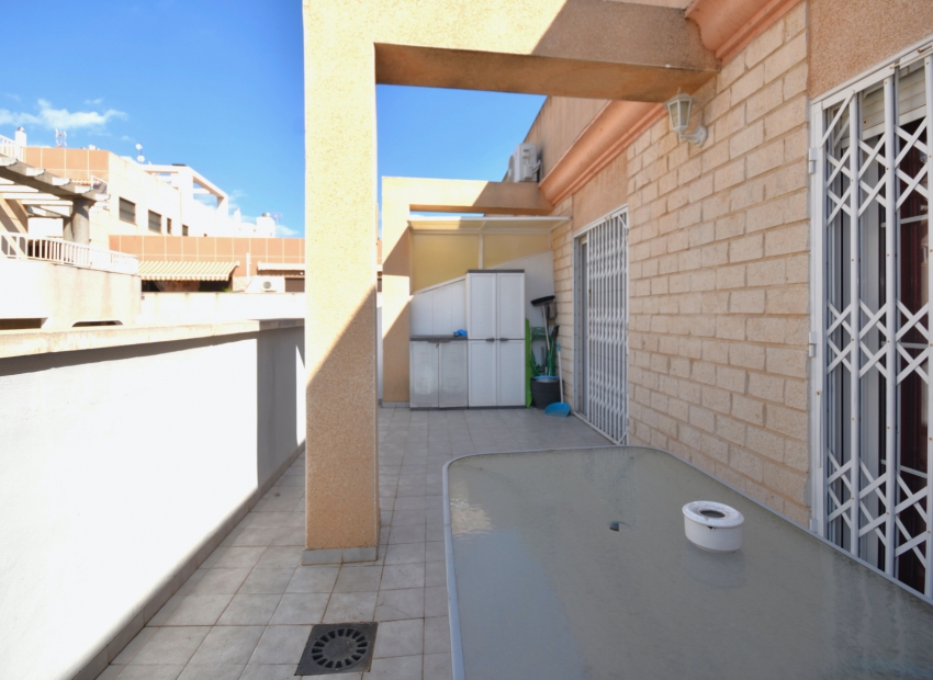 Jälleenmyynti - Kattohuoneisto -
Torrevieja - Center Torrevieja