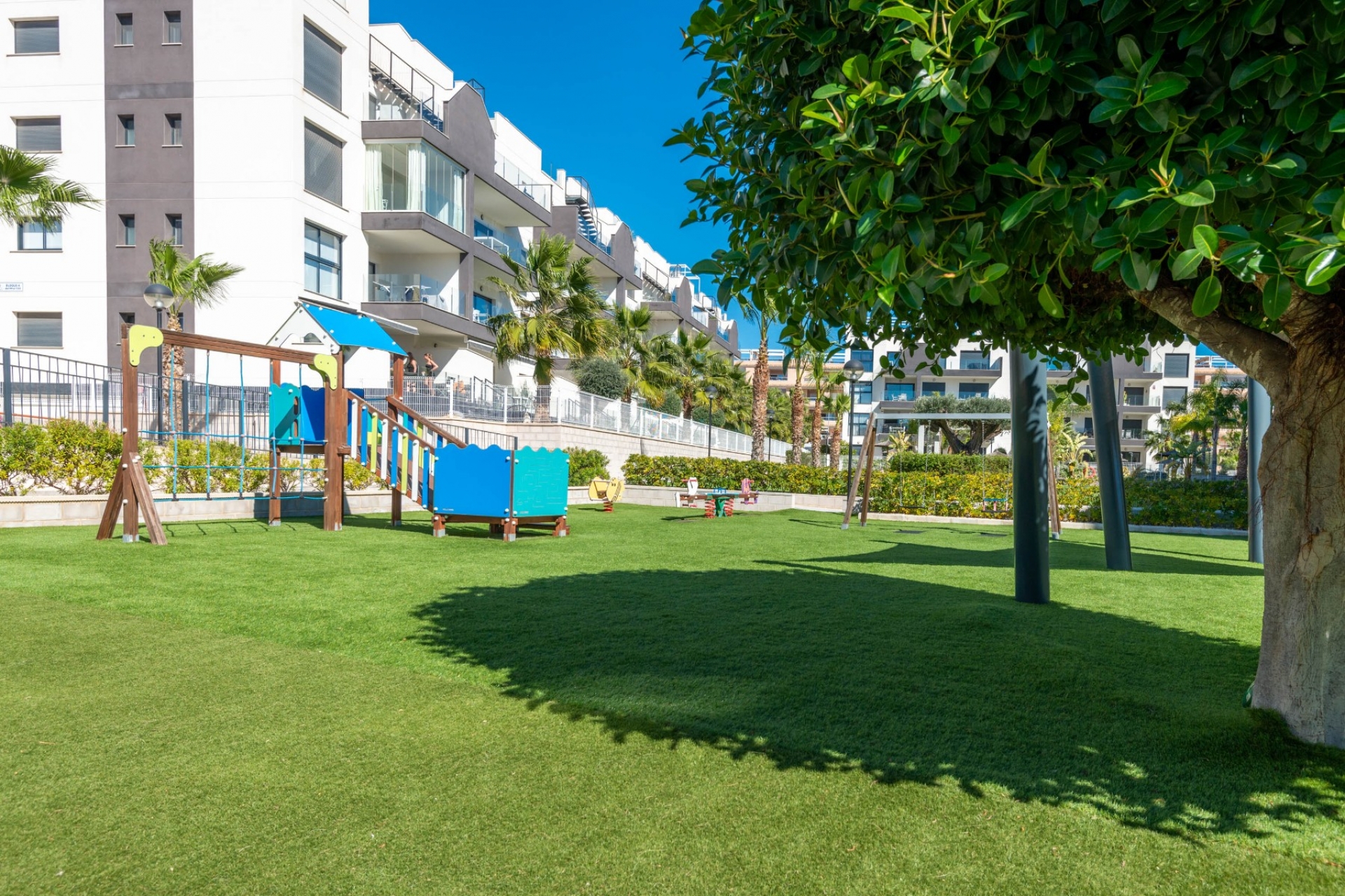 Jälleenmyynti - Kerrostalo -
Orihuela Costa - Villamartin