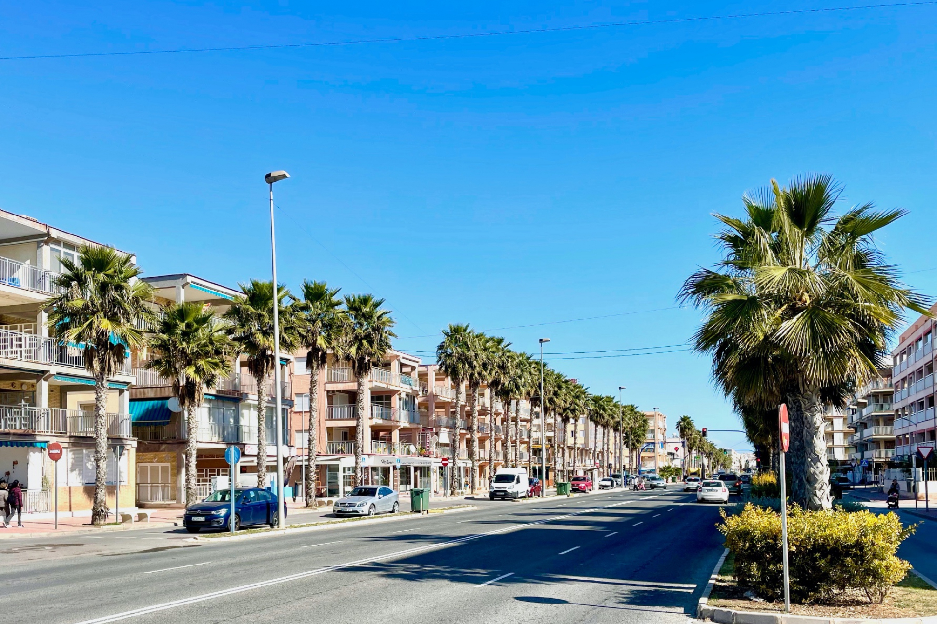 Jälleenmyynti - Kerrostalo -
Torrevieja - Acequion