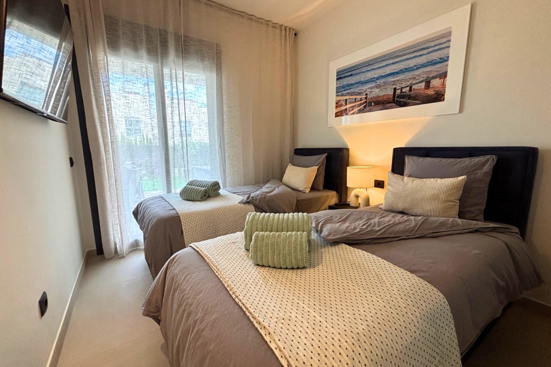 Jälleenmyynti - Kerrostalo -
Torrevieja - Acequion