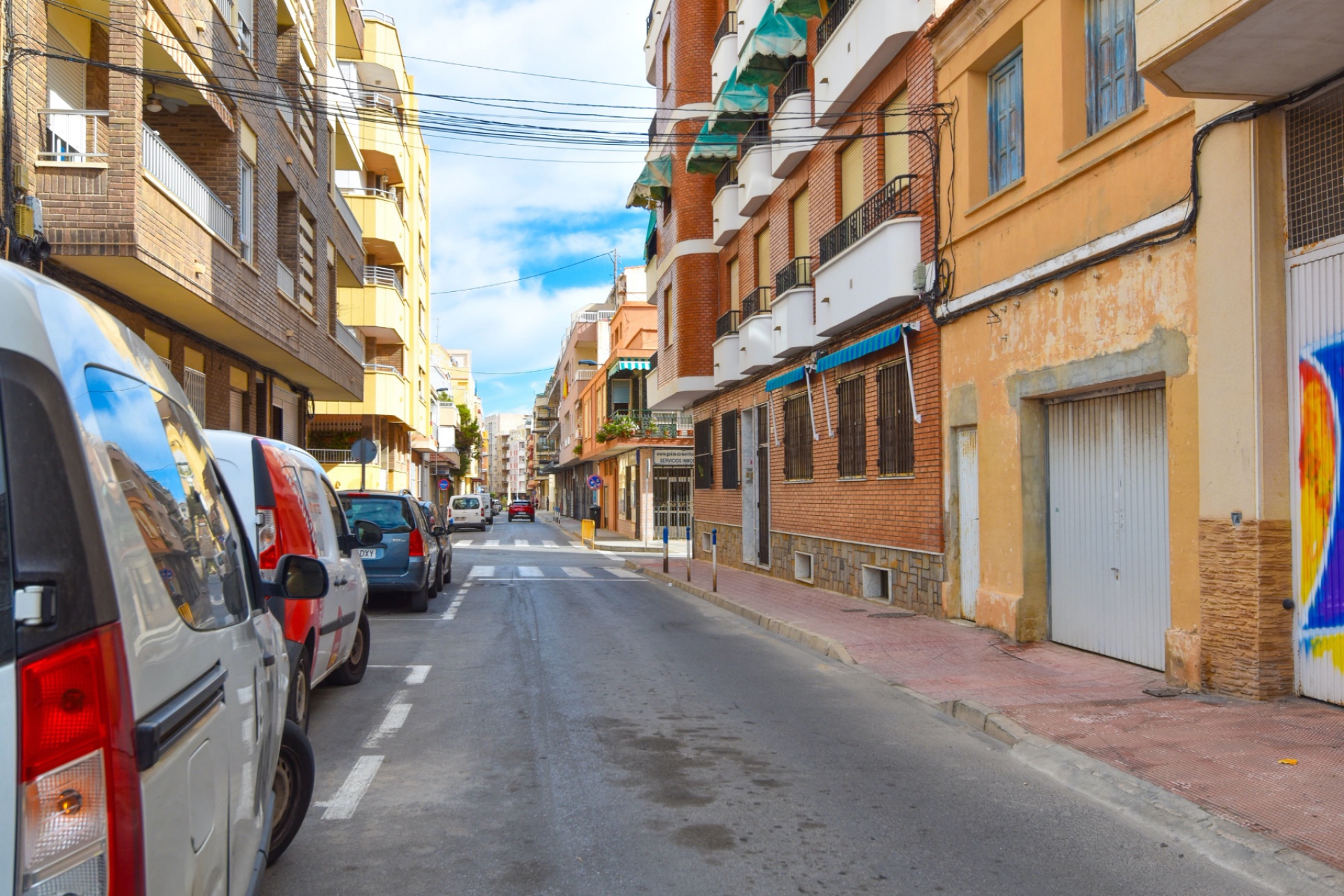 Jälleenmyynti - Kerrostalo -
Torrevieja - Playa del Cura