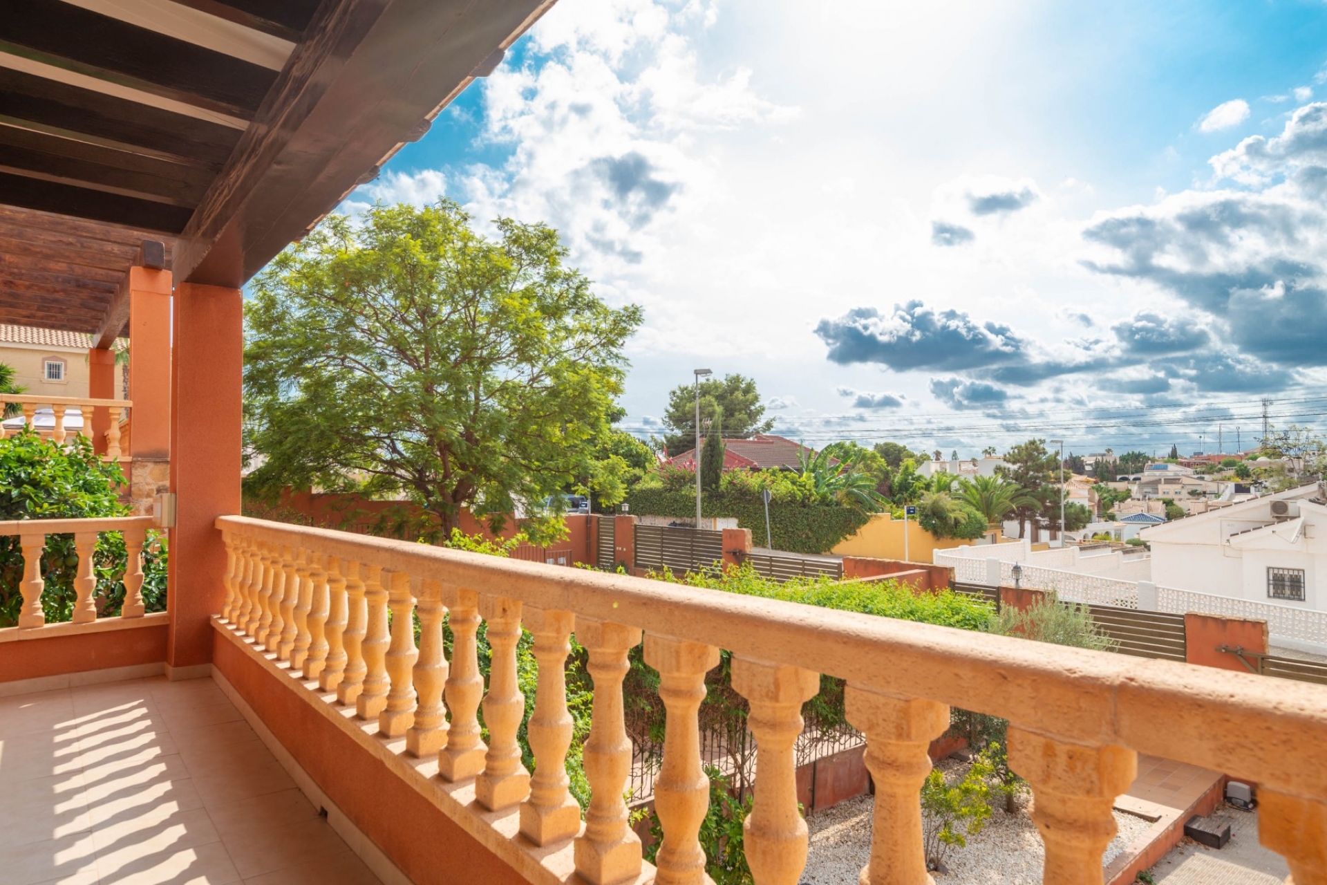 Jälleenmyynti - Paritalo -
Torrevieja - Los Balcones