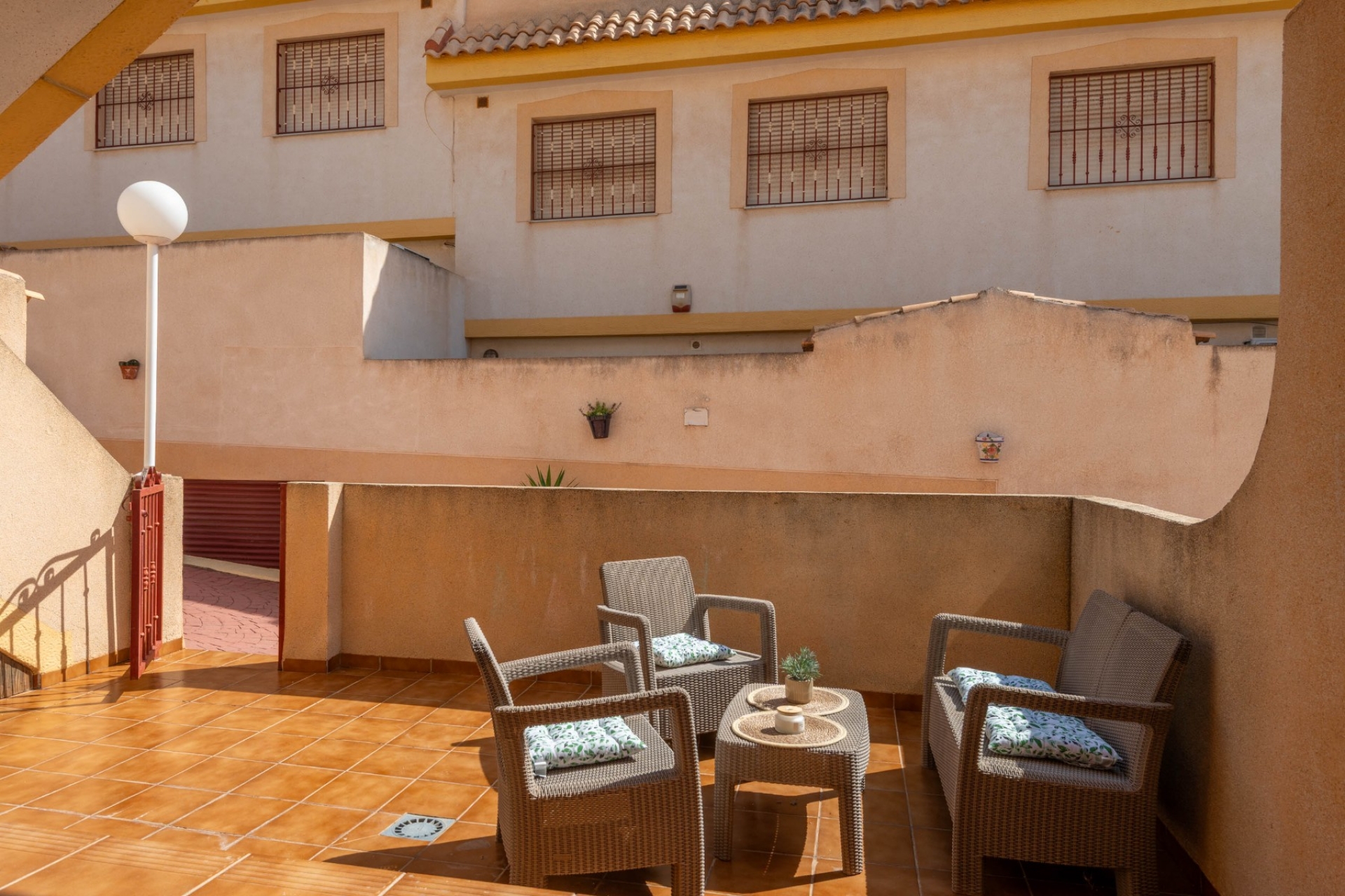 Jälleenmyynti - Pienkerrostaloasunto -
Orihuela Costa - La Zenia