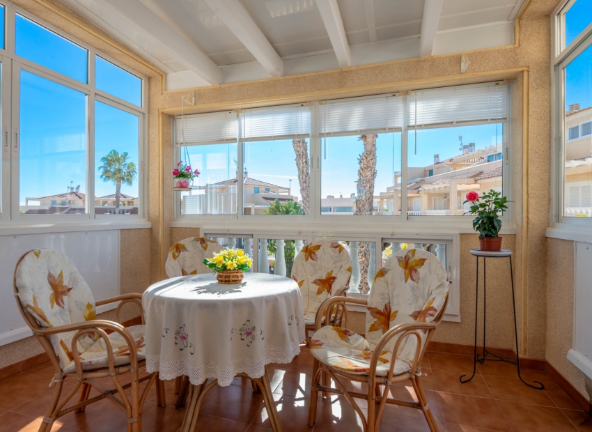 Jälleenmyynti - Pienkerrostaloasunto -
Orihuela Costa - Punta Prima, Orihuela Costa