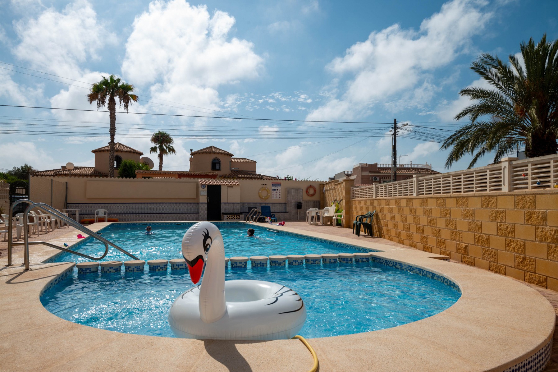 Jälleenmyynti - Pienkerrostaloasunto -
Torrevieja - El Chaparral / La Siesta