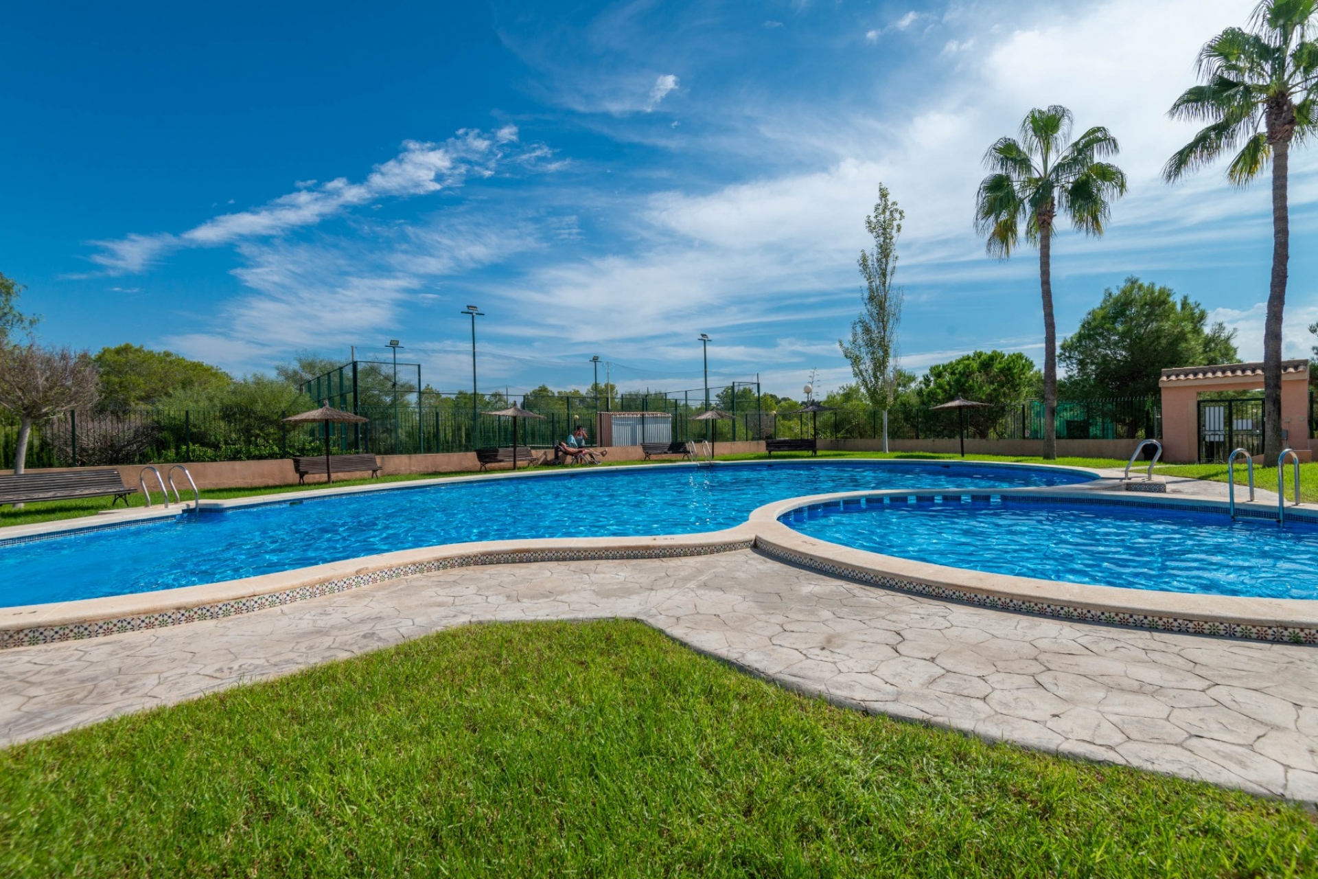 Jälleenmyynti - Pienkerrostaloasunto -
Torrevieja - Los Altos, Torrevieja