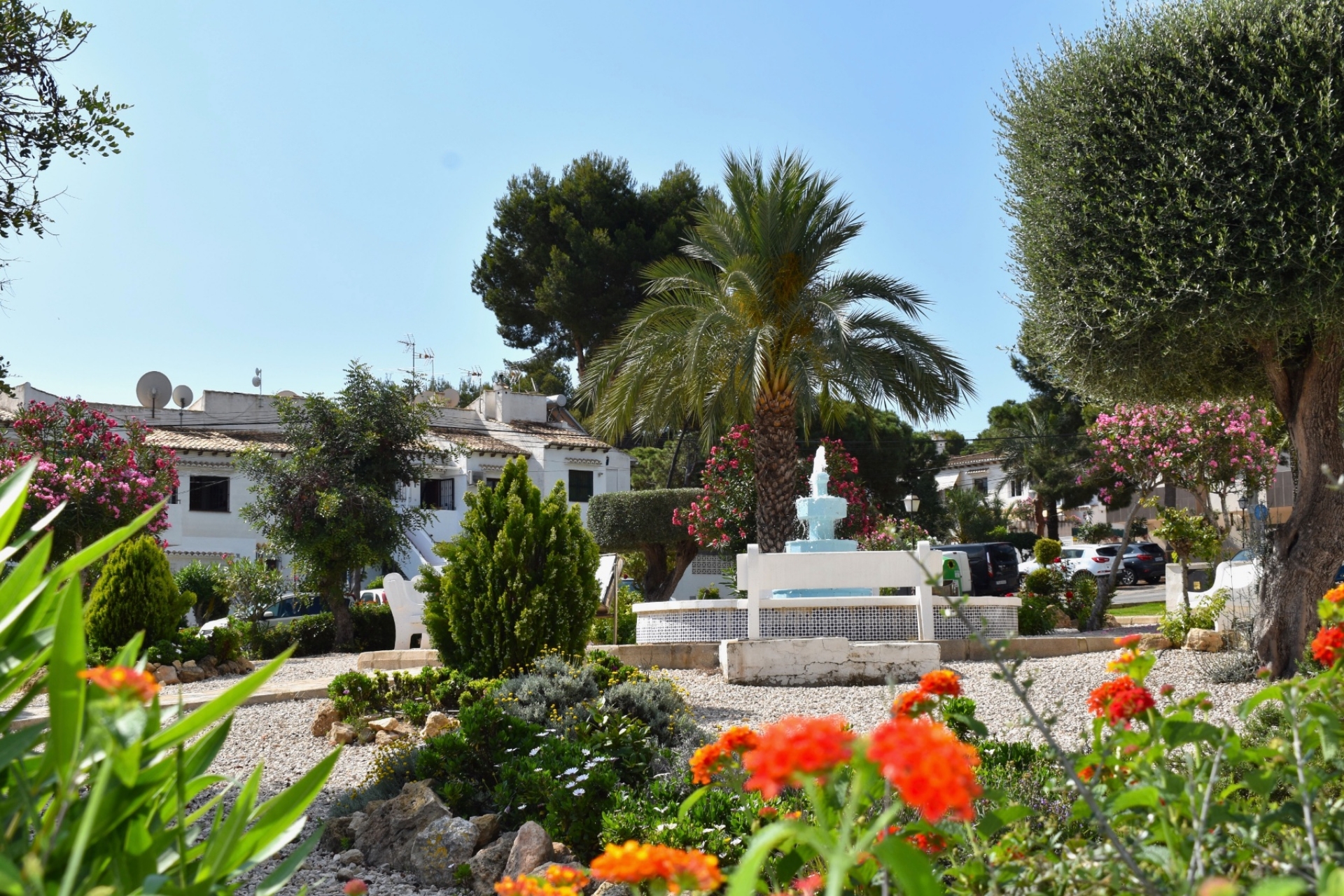 Jälleenmyynti - Pienkerrostaloasunto -
Torrevieja - Los Balcones