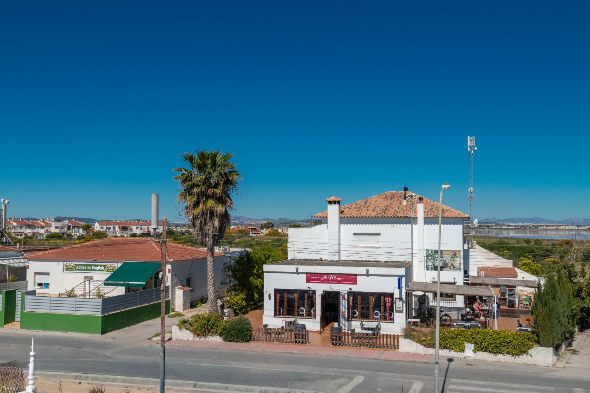 Jälleenmyynti - Pienkerrostaloasunto -
Torrevieja - Torreta III