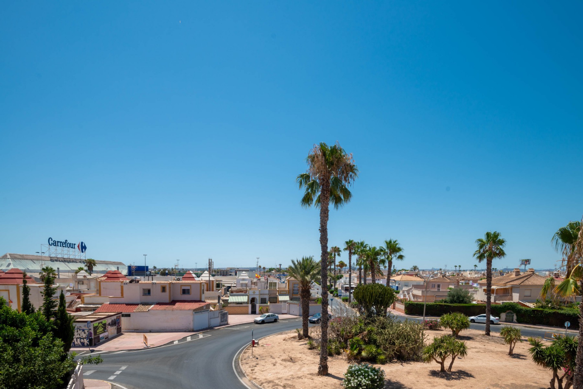 Jälleenmyynti - Pienkerrostaloasunto -
Torrevieja - Torreta La Florida