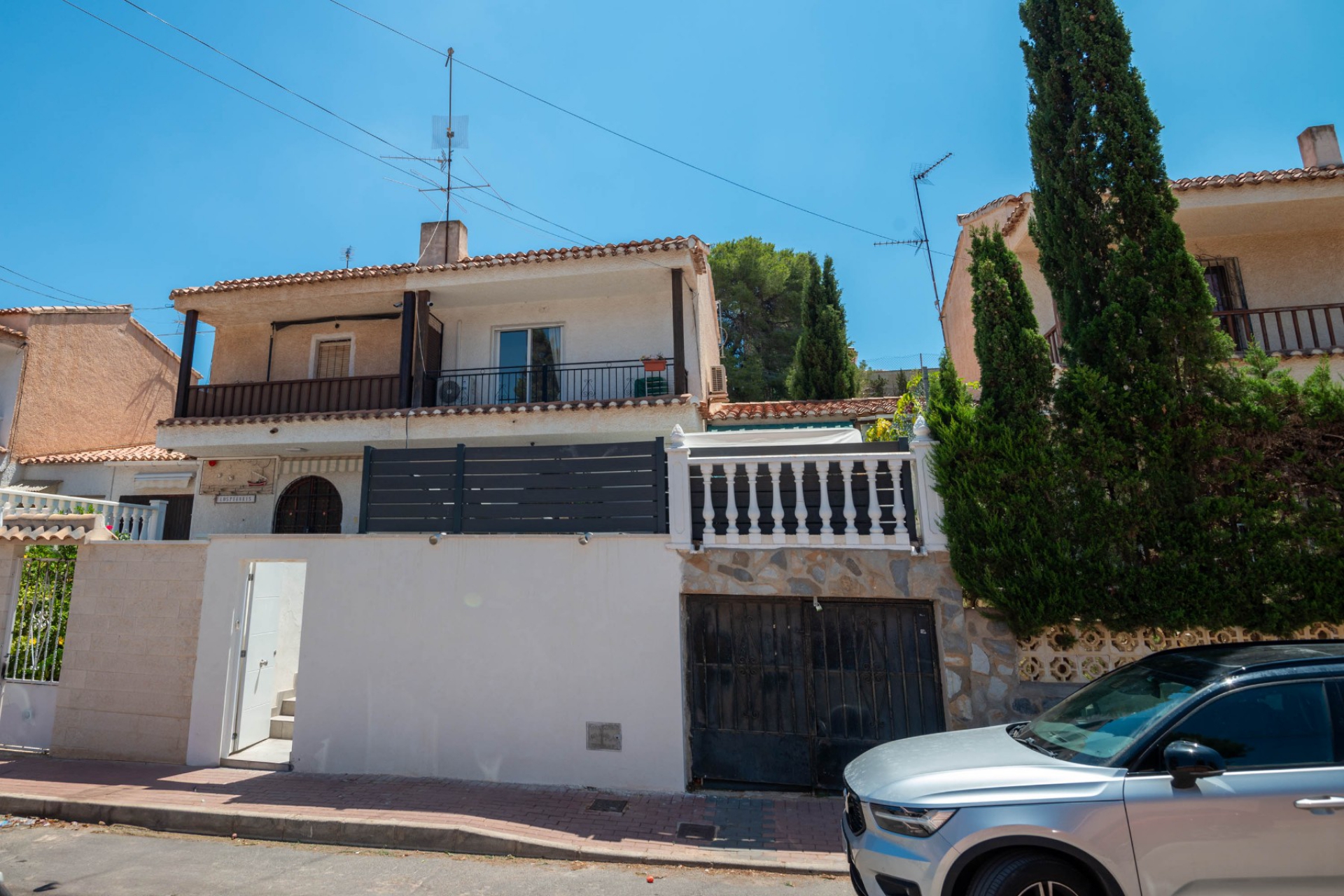 Jälleenmyynti - Rivitalo -
Torrevieja - Los Balcones