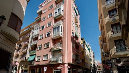 Kerrostalo - Jälleenmyynti - Alicante -
                Alicante - Center