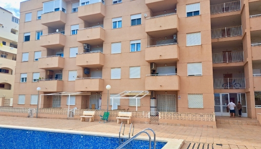 Kerrostalo - Jälleenmyynti - Torrevieja - HT-0849