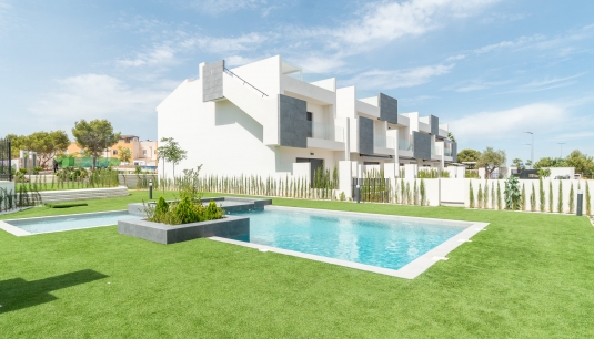 low-bungalow - Nouvelle construction - Torrevieja -
                Torrevieja