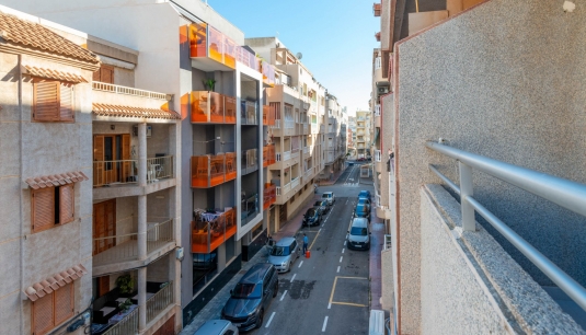 многоэт. дом - Перепродажа - Torrevieja -
                Centro