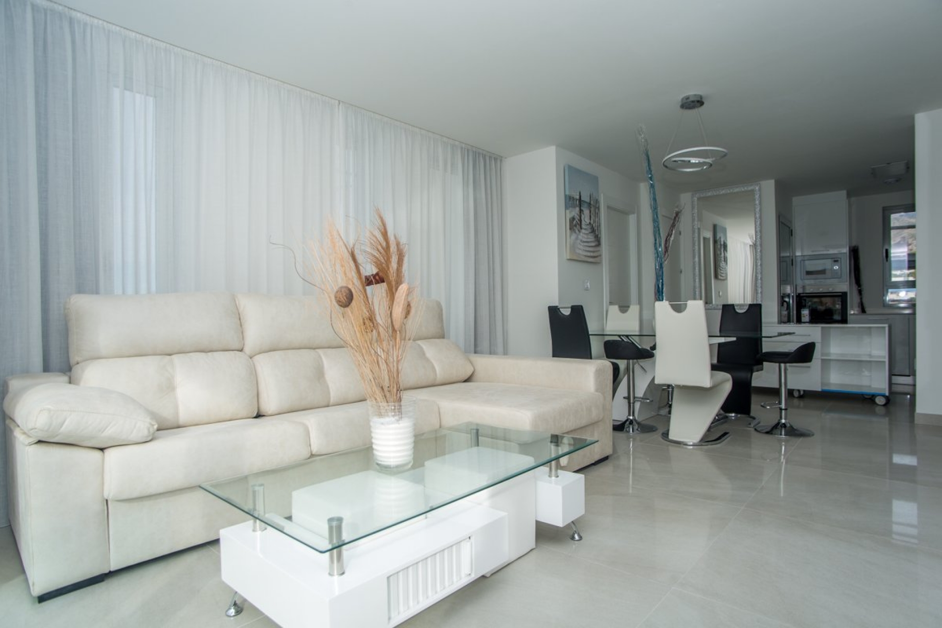Neue Gebäude - Apartment -
La Cala