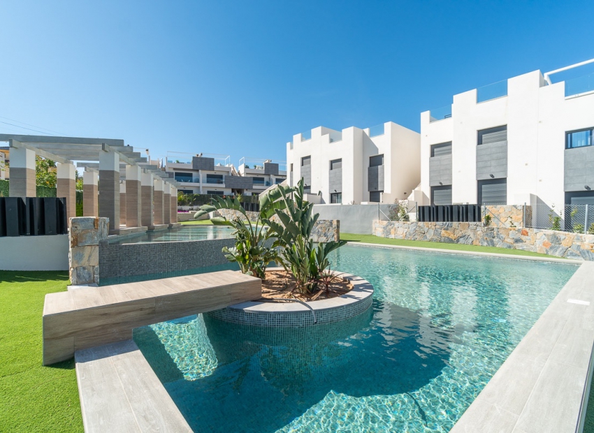 Neue Gebäude - Bungalow -
Torrevieja - Los Balcones