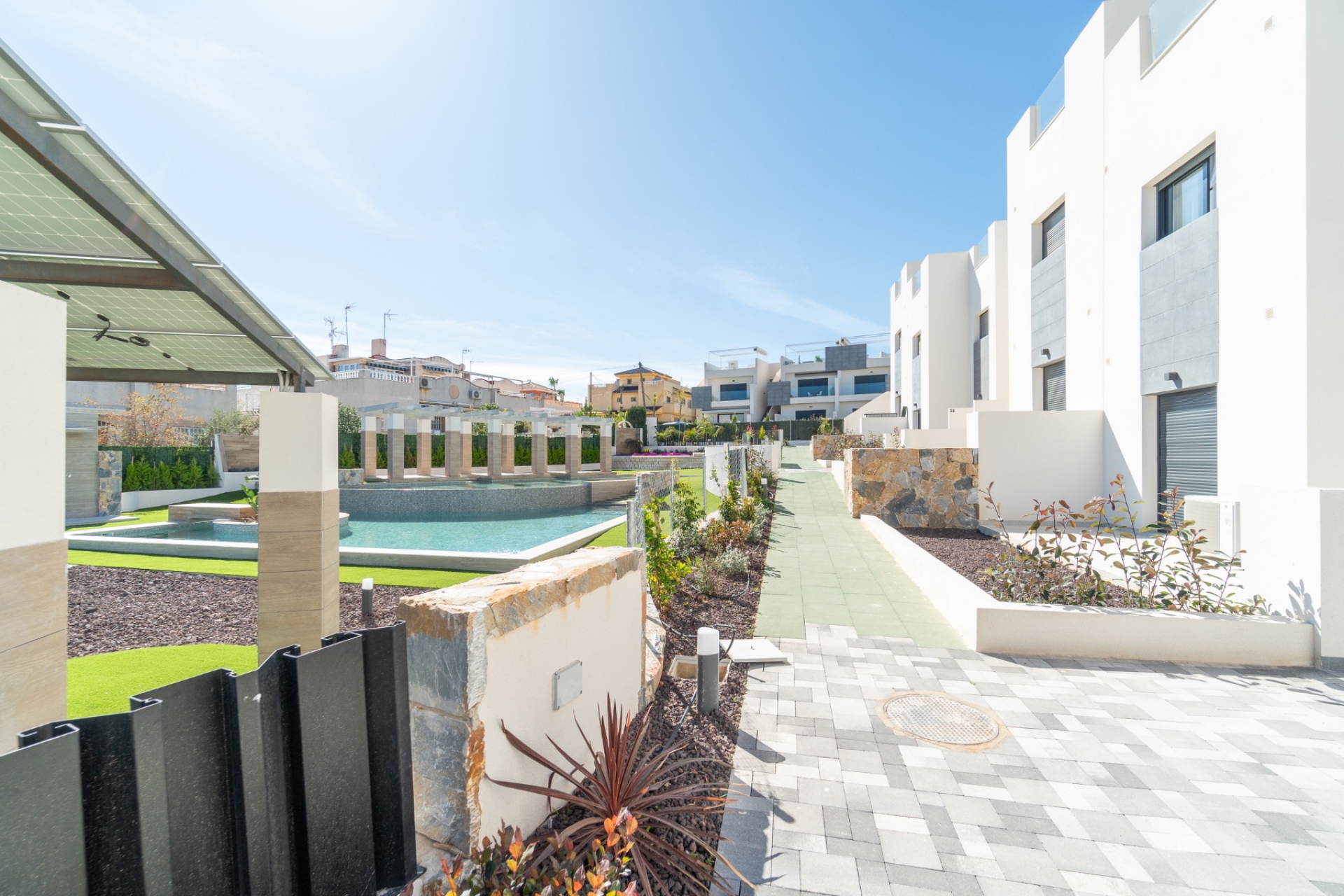 Neue Gebäude - Bungalow -
Torrevieja - Los Balcones