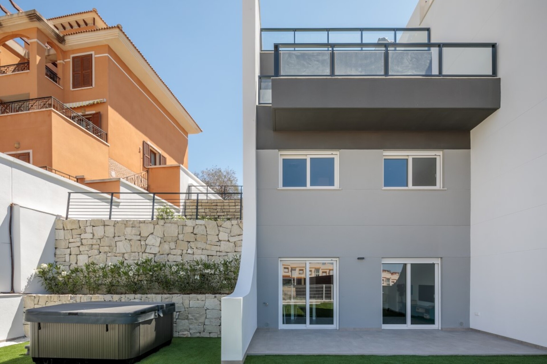 Neue Gebäude - detached -
Finestrat