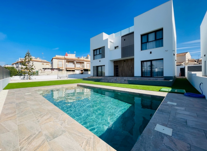 Neue Gebäude - detached -
Torrevieja