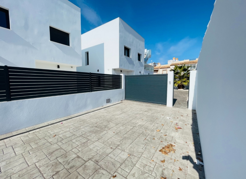 Neue Gebäude - detached -
Torrevieja