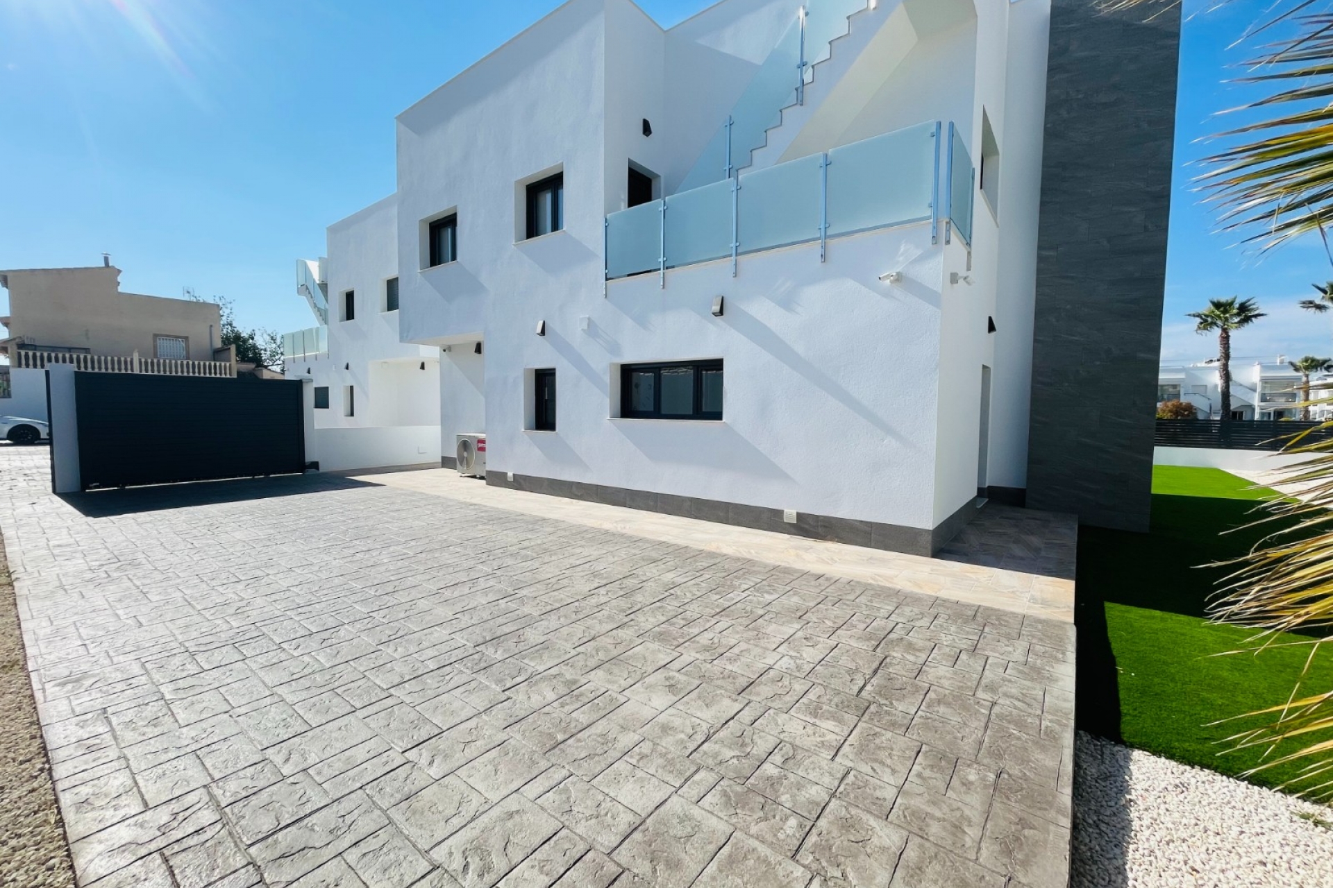 Neue Gebäude - detached -
Torrevieja
