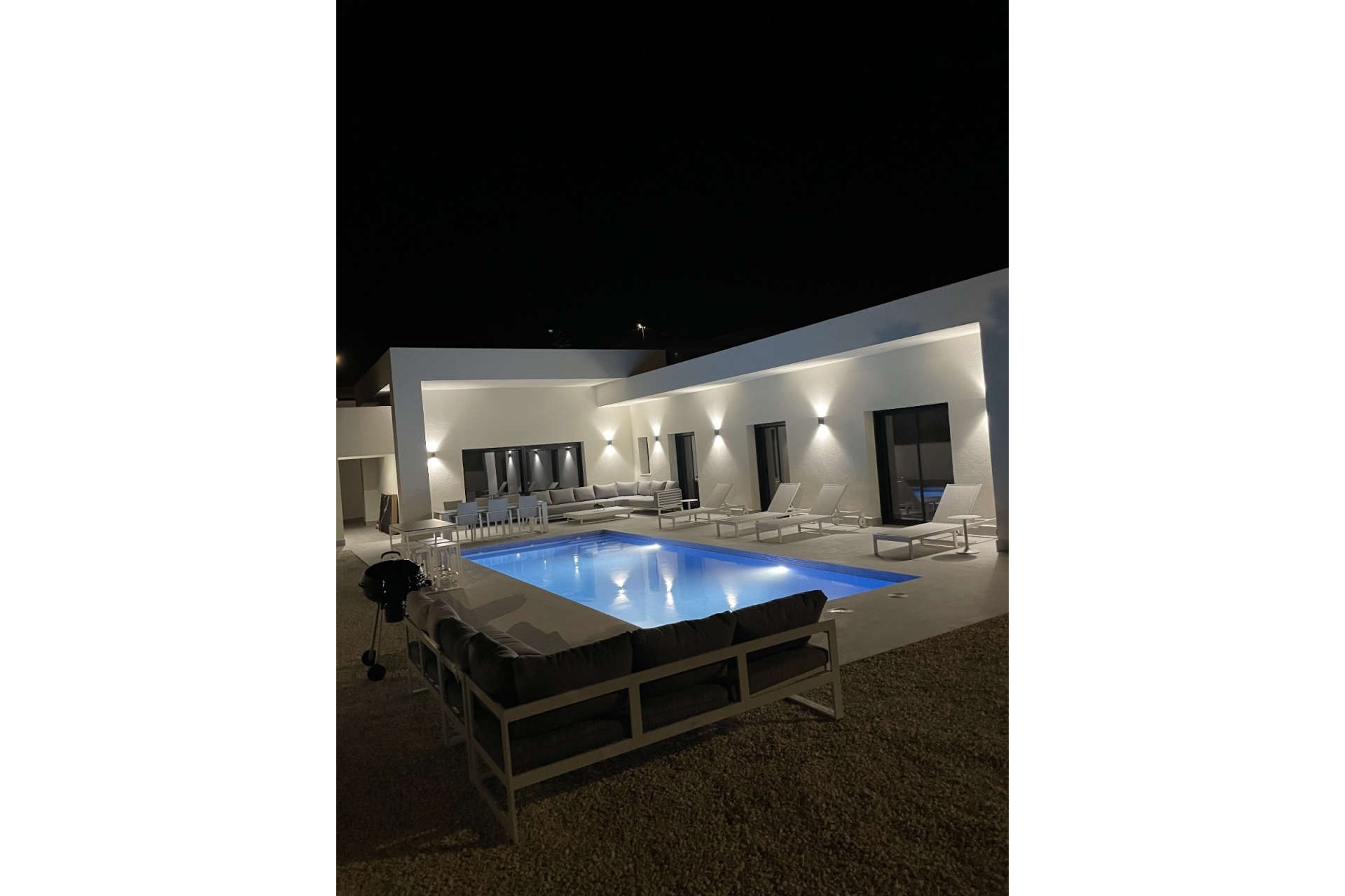 Neue Gebäude - Freistehende Villa -
La Romana - la Romana