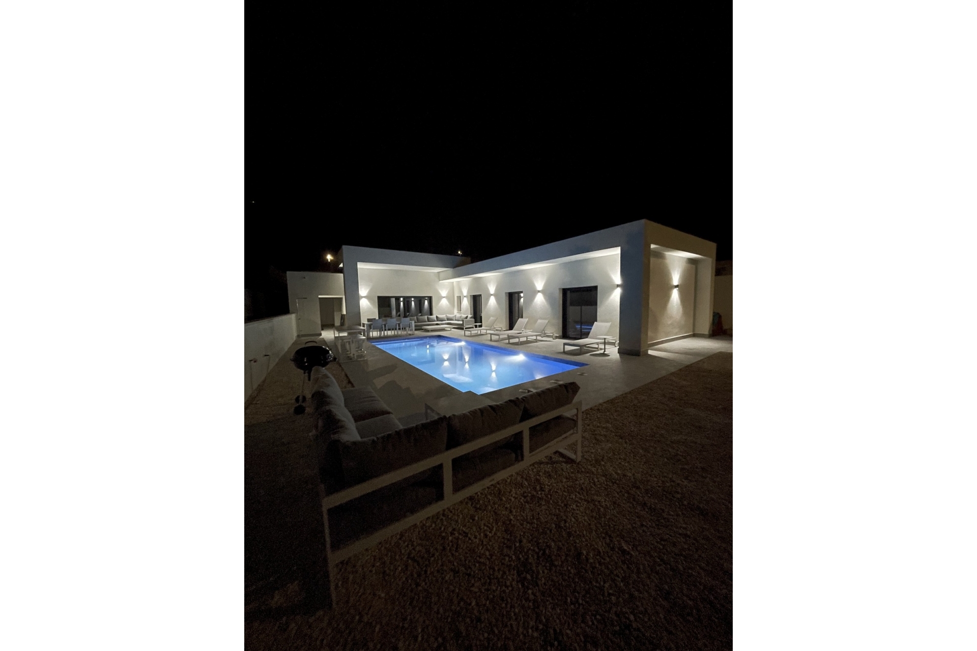 Neue Gebäude - Freistehende Villa -
La Romana - la Romana
