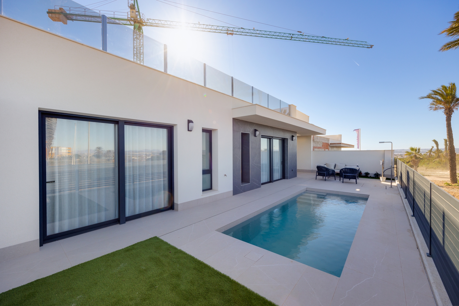 Neue Gebäude - Freistehende Villa -
Torrevieja