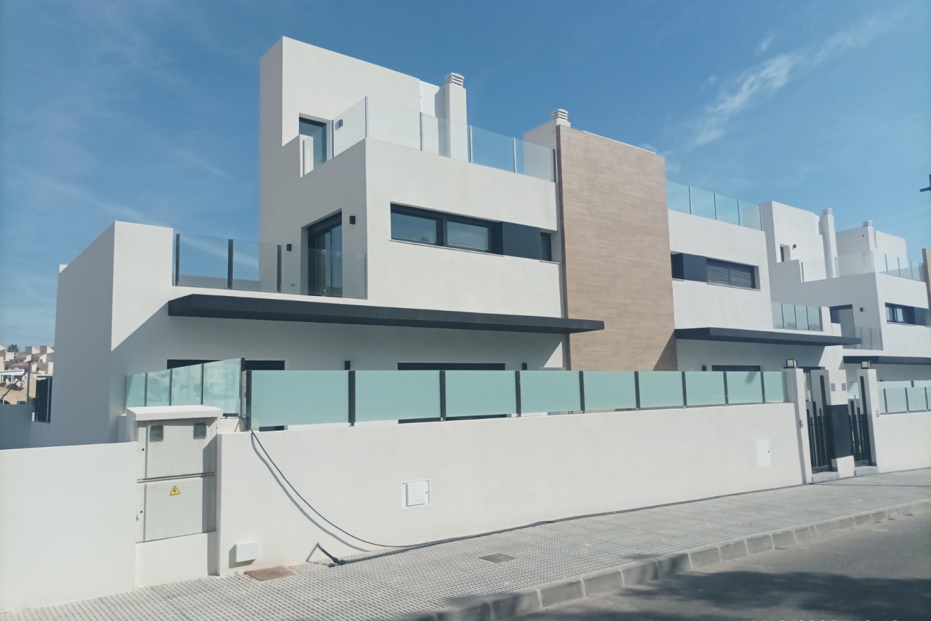 Neue Gebäude - Halb freistehendes Haus -
Orihuela Costa - Villamartin