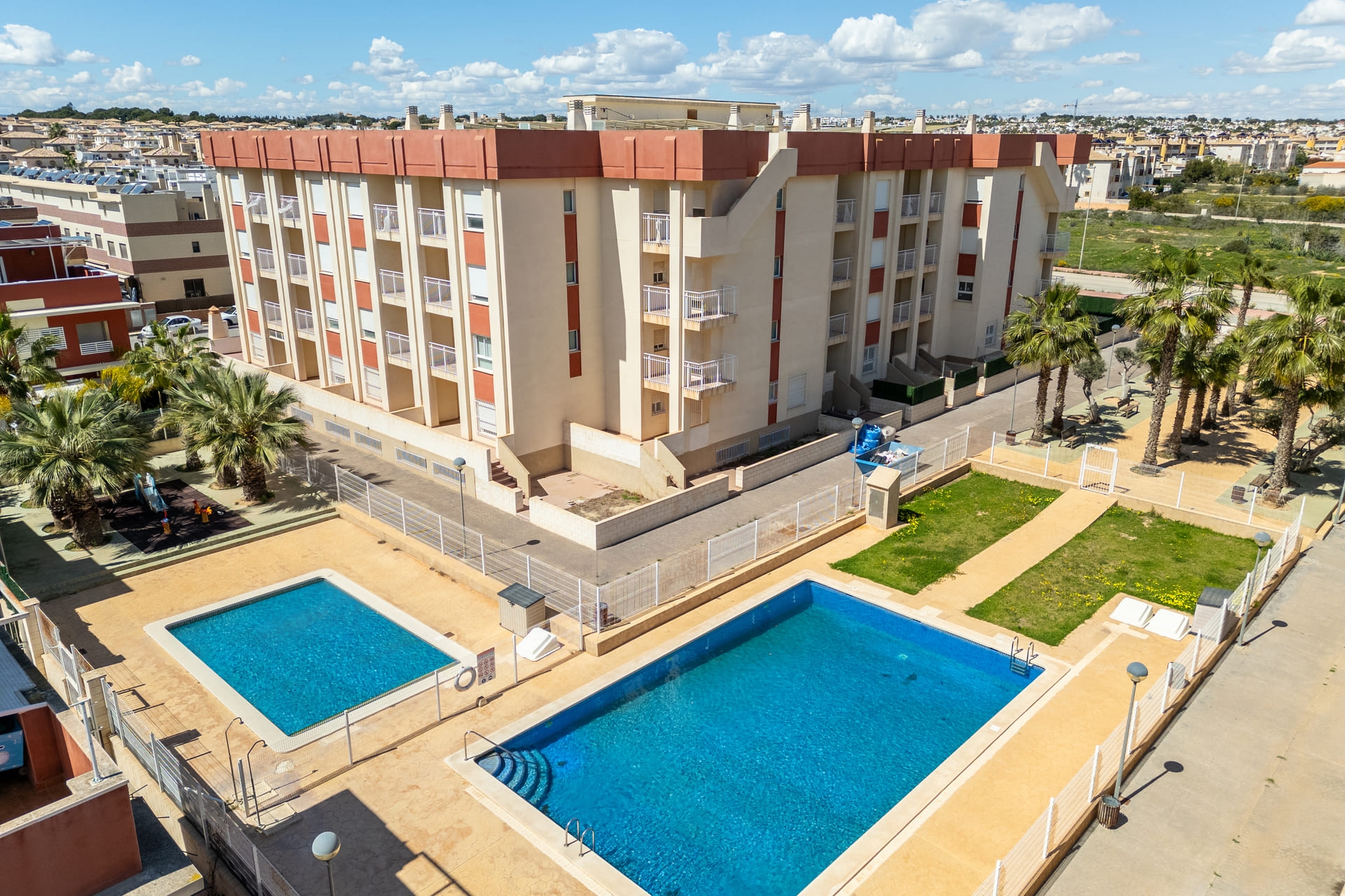 Neue Gebäude - Penthouse -
Orihuela Costa