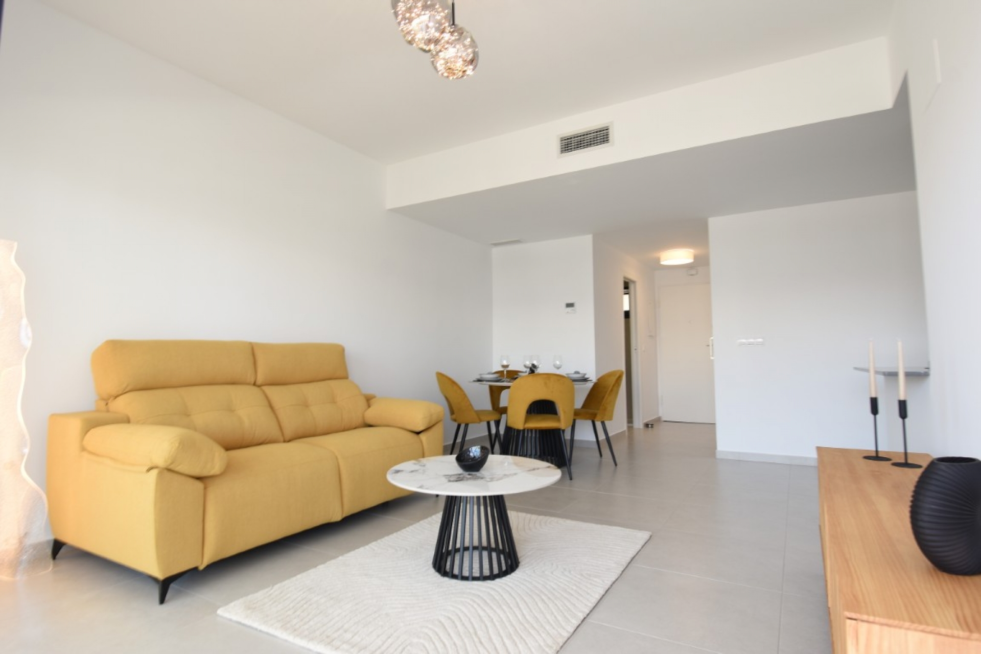 Neue Gebäude - Penthouse -
San Miguel de Salinas