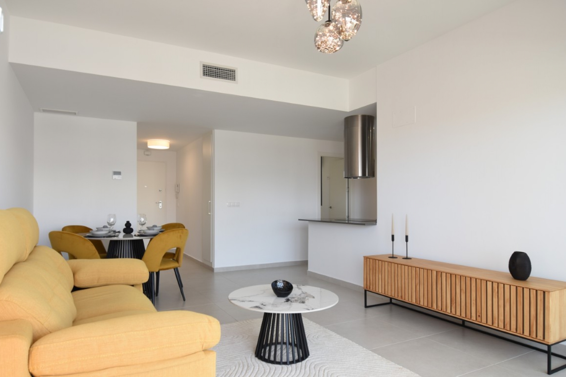 Neue Gebäude - Penthouse -
San Miguel de Salinas