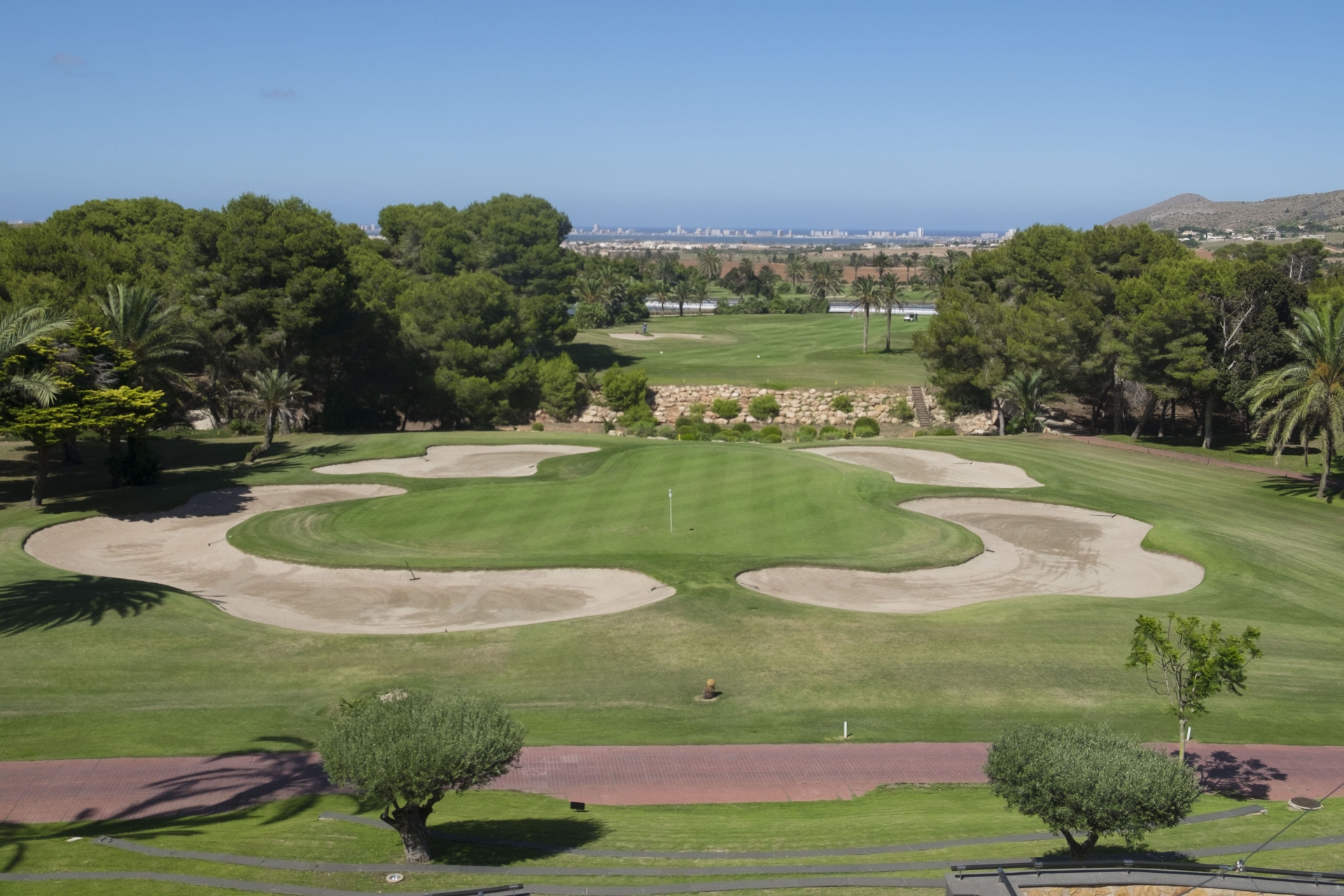 Neue Gebäude - Unterer Bungalow -
La Manga Club