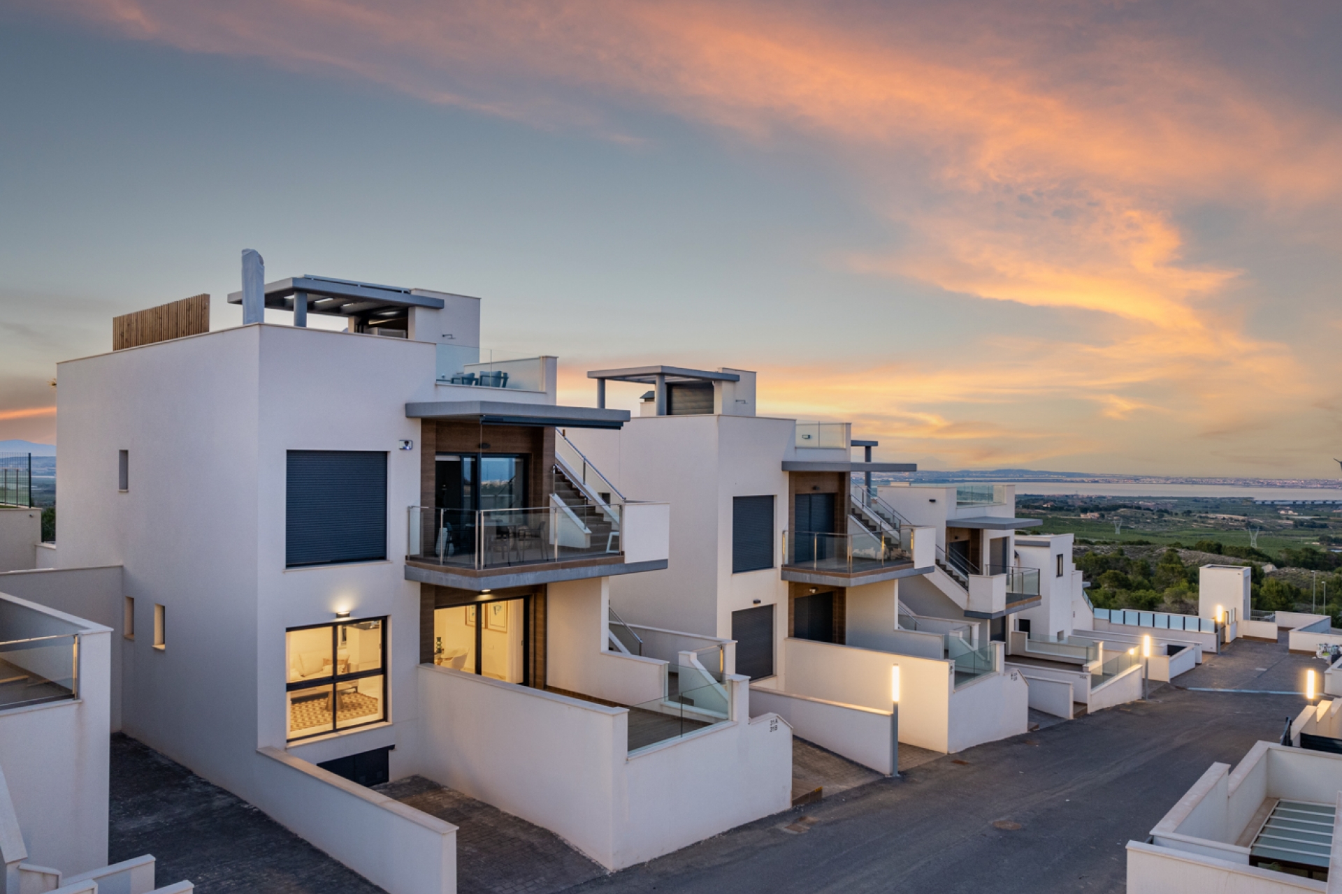 Neue Gebäude - Unterer Bungalow -
San Miguel de Salinas