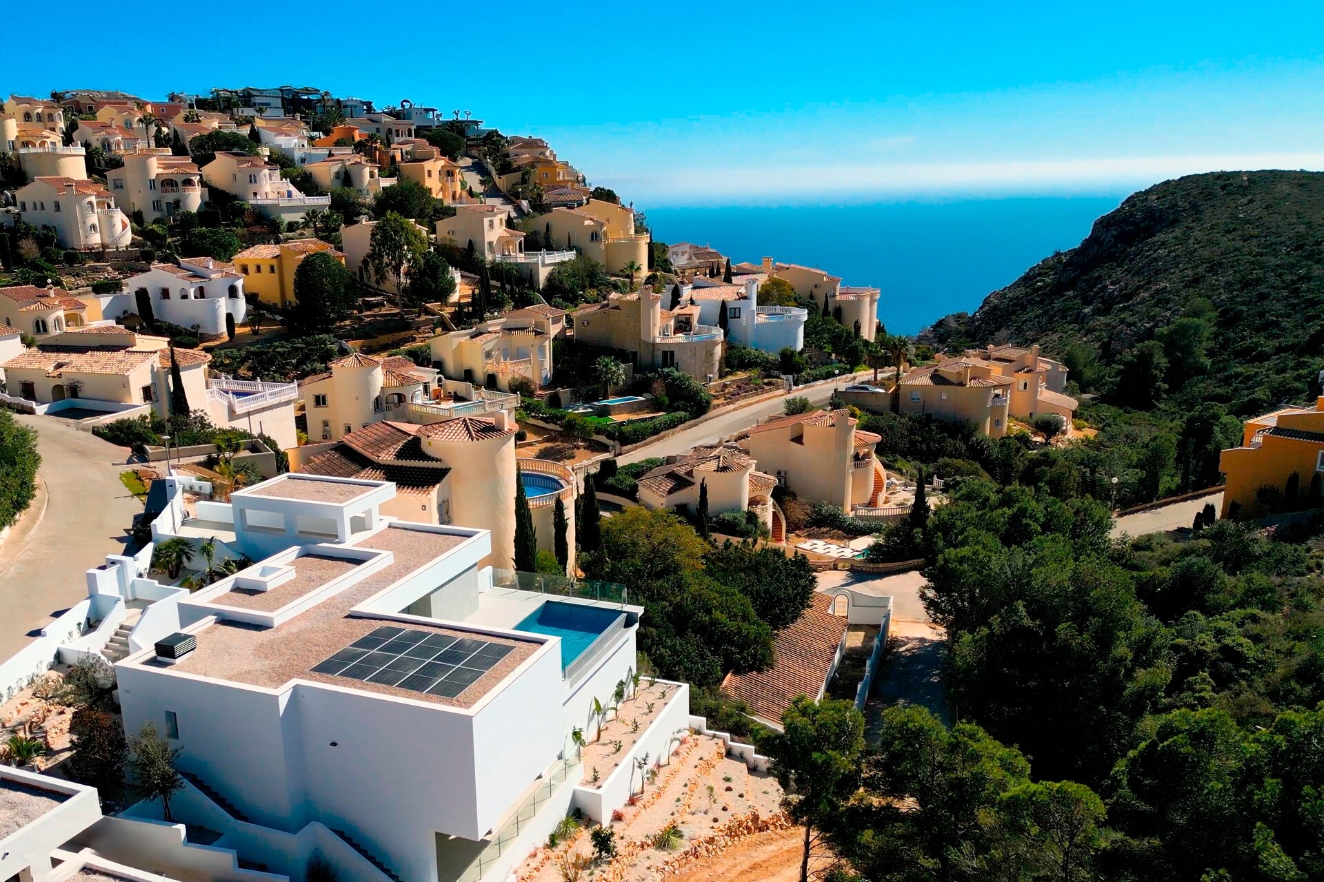 Neue Gebäude - Villa -
Cumbre del Sol