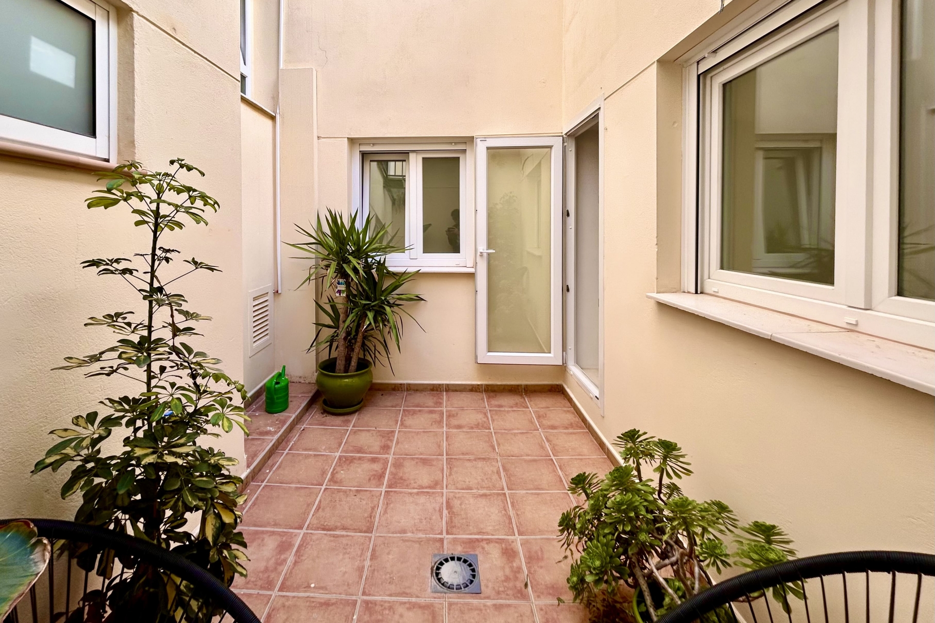 Neue Gebäude - Wohnung im Erdgeschoss -
Alicante (Alacant)