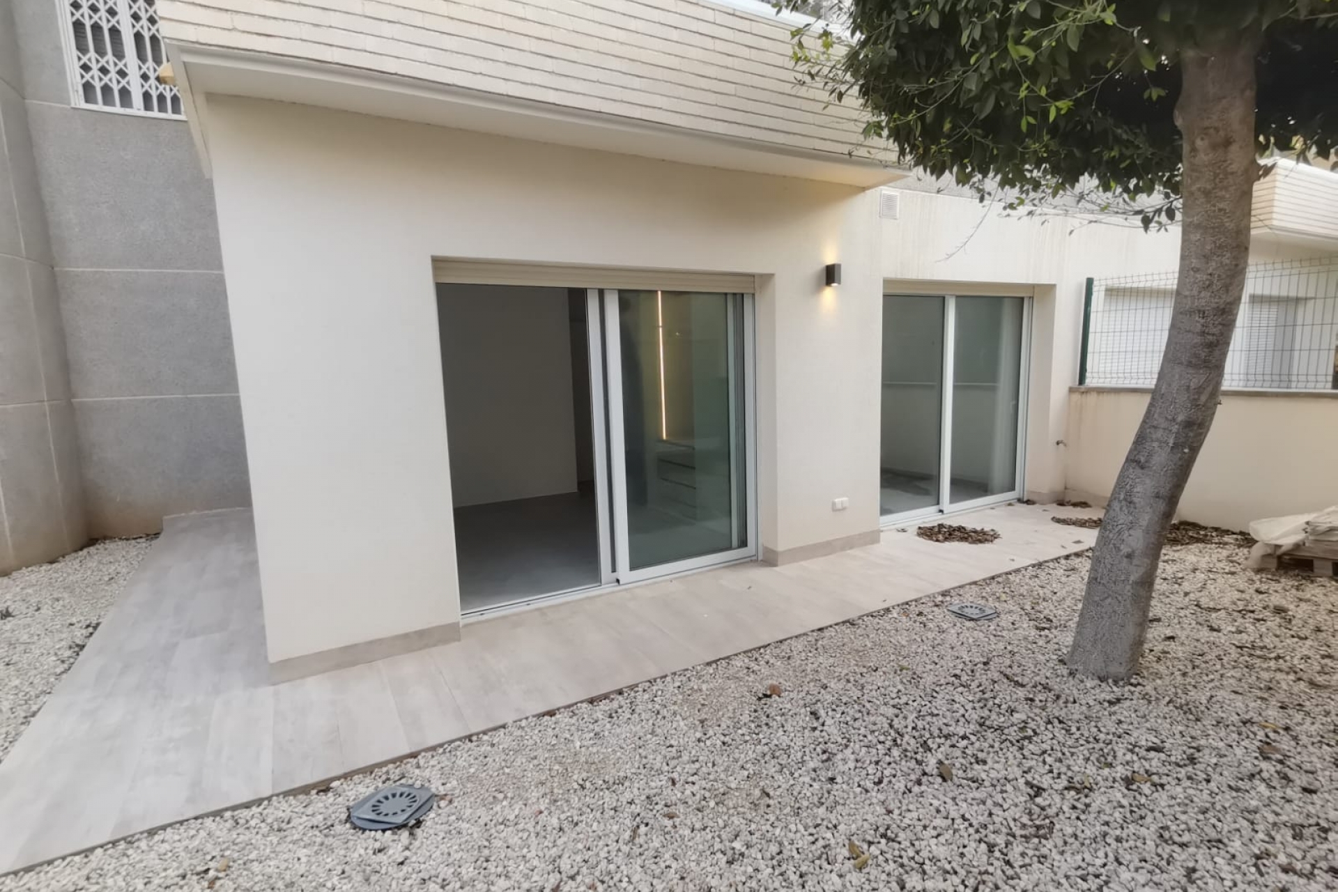 Neue Gebäude - Wohnung im Erdgeschoss -
Torrevieja